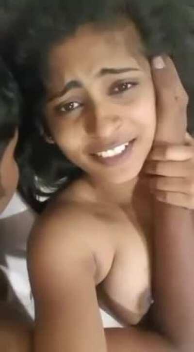 Gorgeous Tamil Babe having fun with boyfriend (Tamil audio) (fingering) (comments)