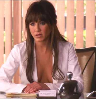 Jennifer Aniston - Tempting plot in 'Horrible Bosses'