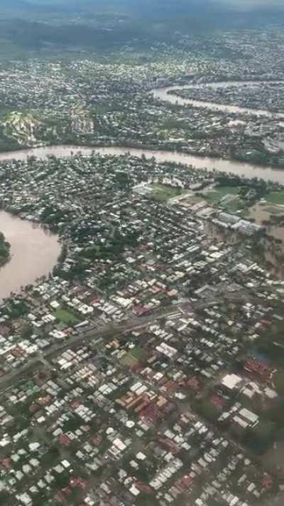 Flying into BNE this afternoon - surreal view from seat 4A