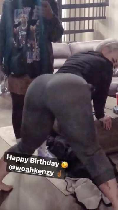 Whole lotta ass right there