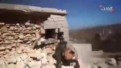 ournalists come under fire and get escorted by Russian forces in Syria