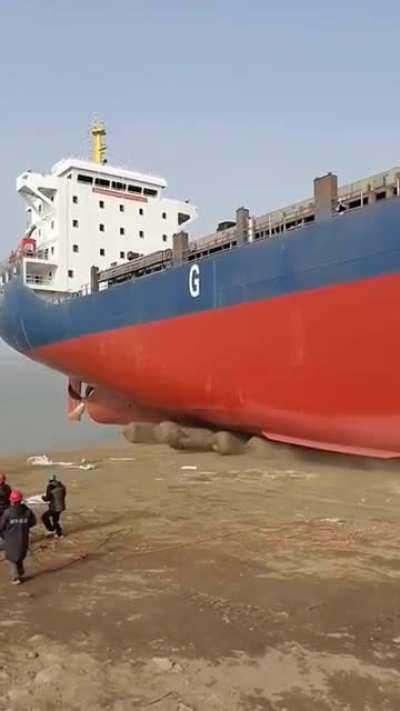 Launching a giant cargo ship from the beach