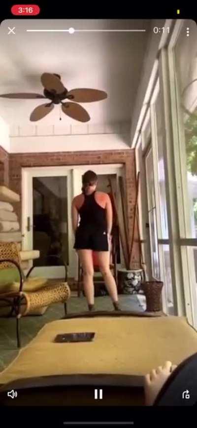 HMC while I twerk it