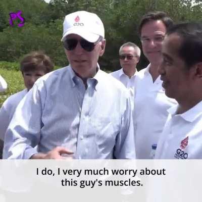 Russian cameraman was praised for his biceps by American and French presidents at the G20 summit in Indonesia.