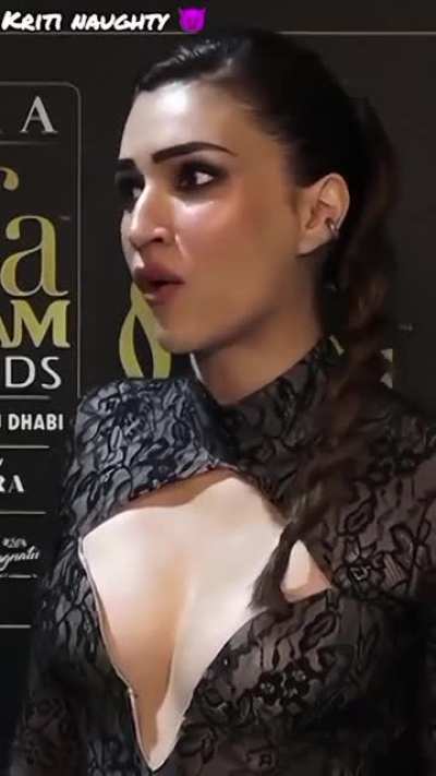 Kriti Sanon at IIFA