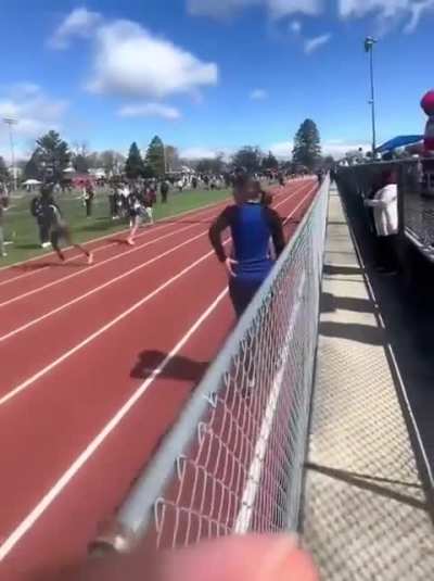 Relay racer freaks out on her fumbling teammate