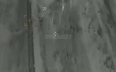 2 clips showing drone drops targeting AFU infantry, 218th Tank Regiment of the 127th Motorized Rifle Division, north of Pryyutne