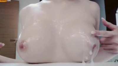  Sexy korean Oily tits 