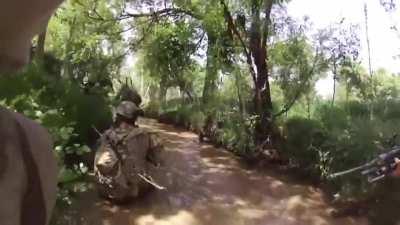 Australian and Afghani soldiers fight Taliban in Chora Valley