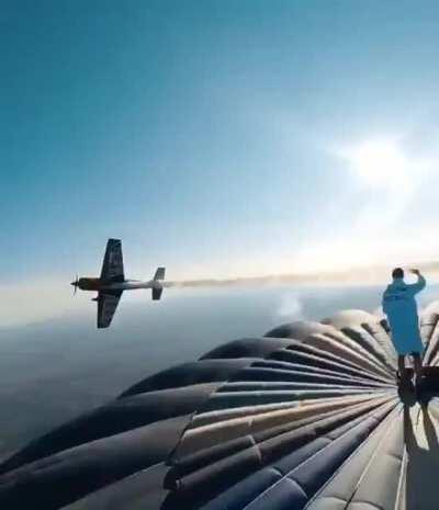 A Cup of Tea atop Air Balloon