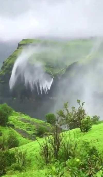 The winds are so strong in this canyon that they blow the waterfall away, Santander, Colombia