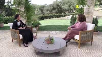 meghan markle - oprah original interview. itha yen final show la edit pannitanganu therila.