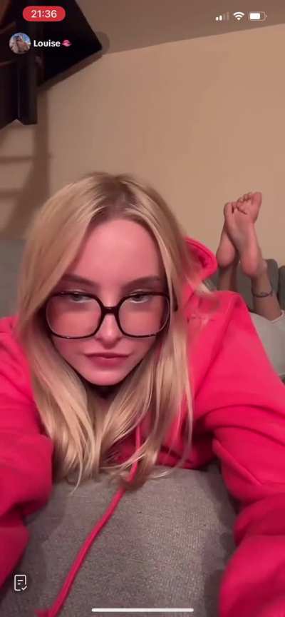 louise.mlnn - Cute teen soles 