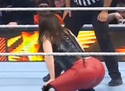 Nikki Cross