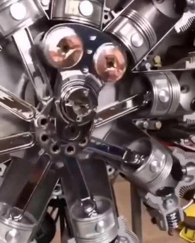 This is how a piston engine work in an aircraft?