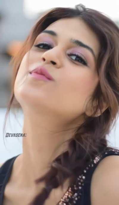 Shraddha Das HD+ Navel 🥵