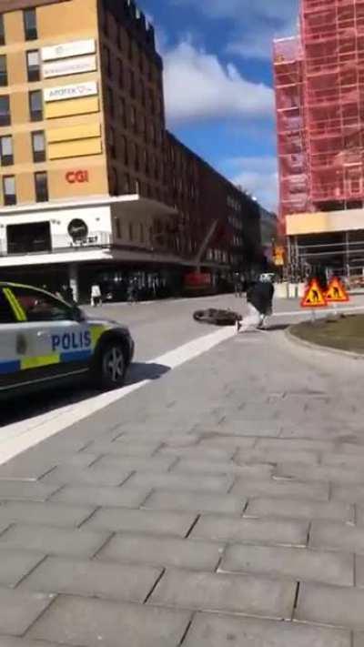 Swedish Police chasing moped