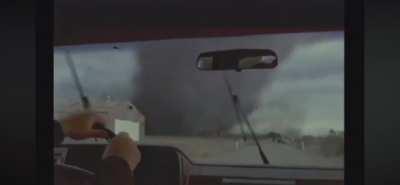 Full cut of the visual FX clip that was in the Twister trailer but not the film.