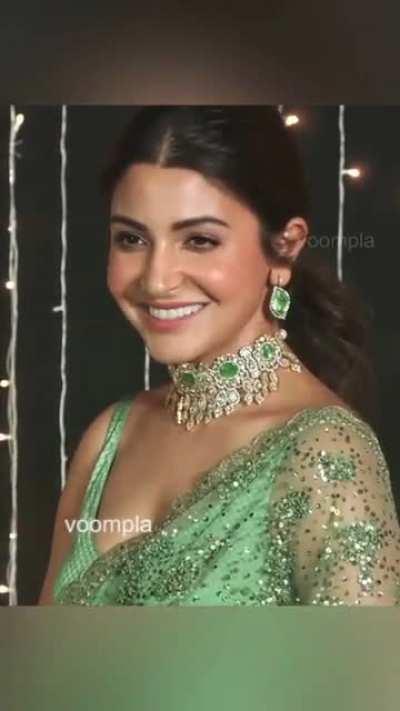 Anushka Sharma. Wow beauty