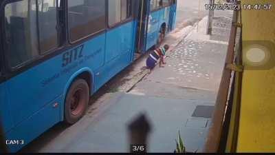 Very unlucky and maybe partial negligence from the buss driver?