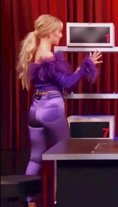 Purple Pants 🥴👿