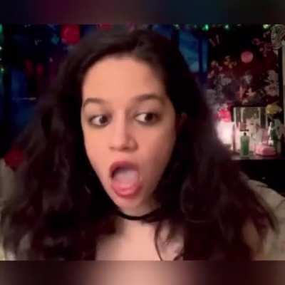 Angelica asmr wants you to cum on her long tongue ! 💦👅