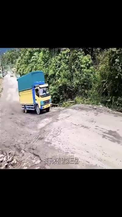 Tanjakan Batu Jomba di Sumatera Utara yang lagi viral di China