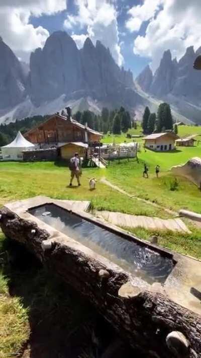 🔥 Chic view of the Dolomite Alps in Italy.