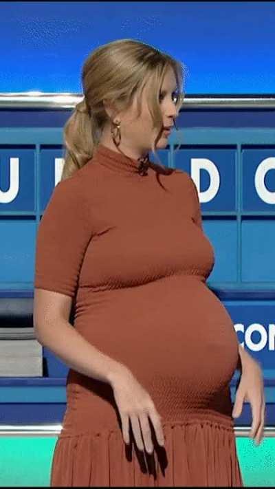 Rachel Riley pregnant