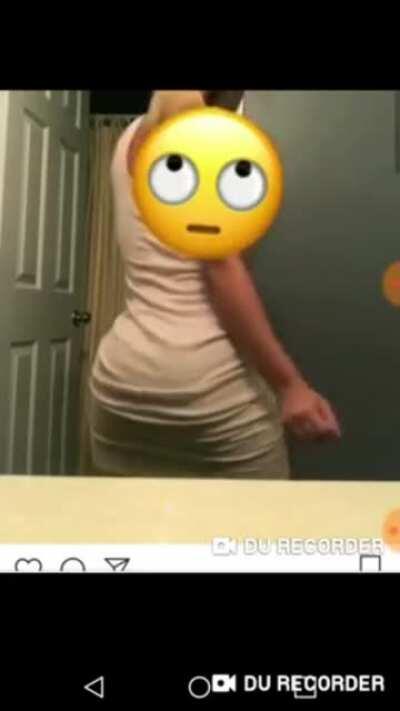 Dress booty jiggling