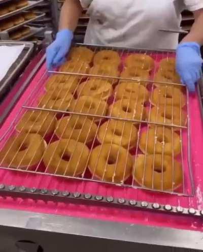 Making Homer Simpson donuts