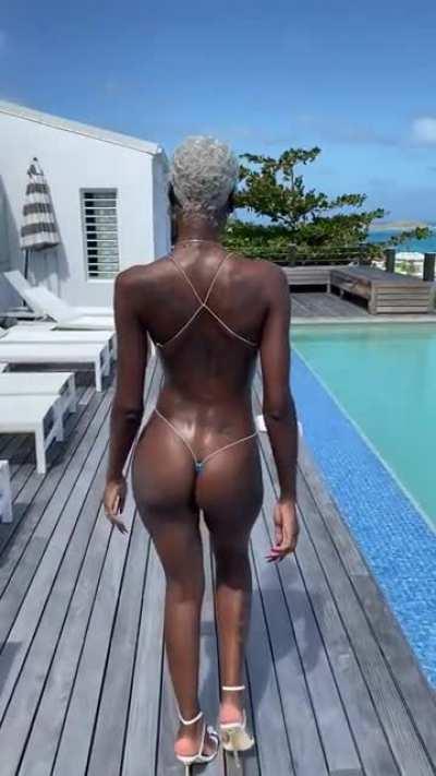 Chocolate Glazed Booty