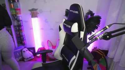 BunnyGirl - Bunnymon Showing Off Her Sexy Ass 🍑🔥👀 TwitchClip- 172