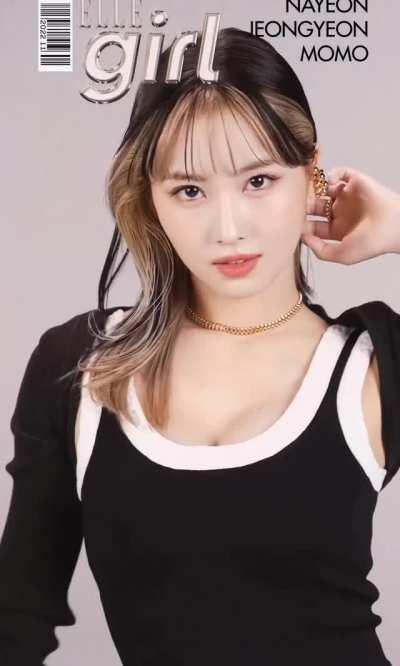 TWICE - Momo