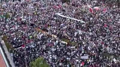 A massive pro-Palestine rally held in the US capital Washington DC. Organizers say more than 30,000 protesters took part in the rally at Freedom Plaza.