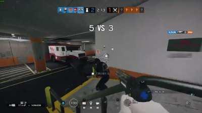 Ladies and Gentlemen, I introduce to you the worst Doc player: Me.