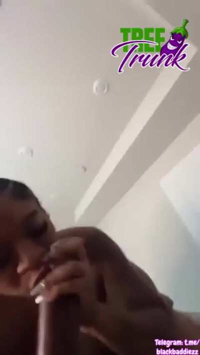 Ebony Sloppy Throat