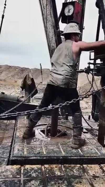 Oil Rig Workers throwing the Chain. The amount of Skill and Strength these Roughnecks have is just Incredible