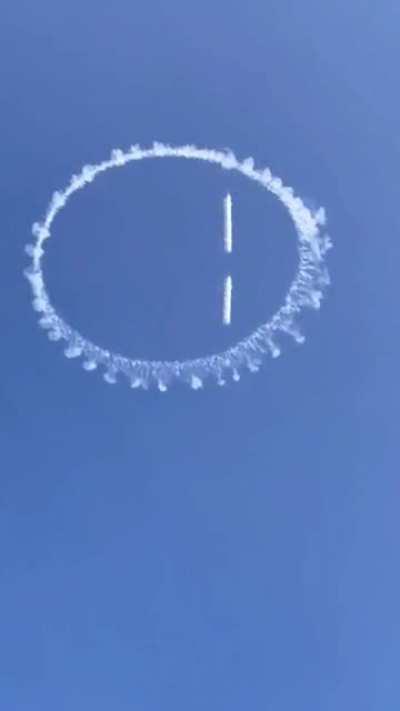 A Smiley Face wit da Chem trails