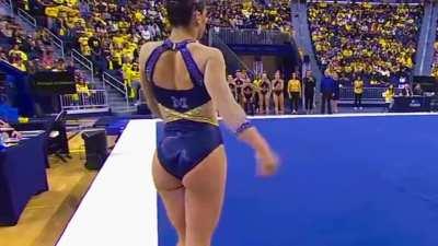 Nicoletta “The Greek Goddess” Koulos 🇬🇷 of Michigan is next ‼️ 💙💛