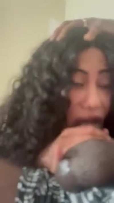 He filled her throat
