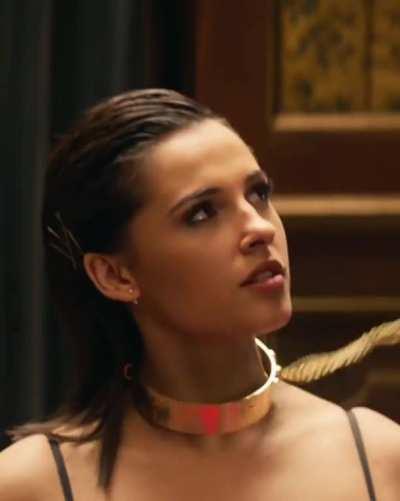 You have Naomi Scott on a leash. Now what?