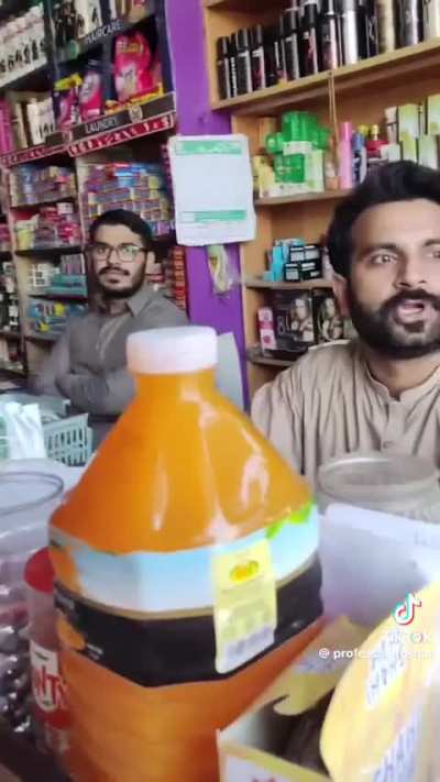 Pakistani Man Tries Mountain Dew For The First Time