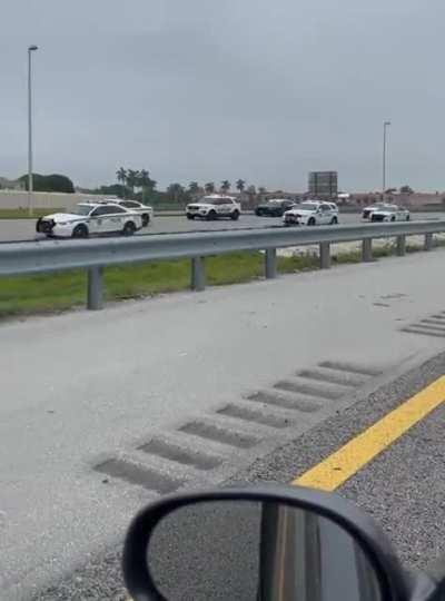 Guy in white car shot a cop & brought the entire force out after him