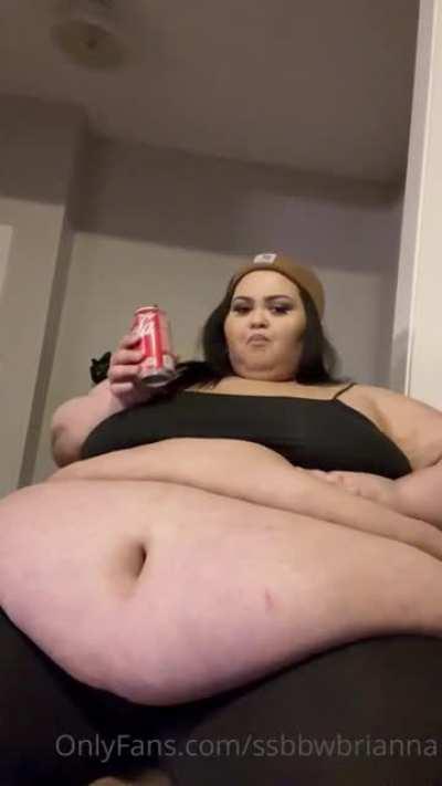 Brianna...Just can't believe she is this fat...