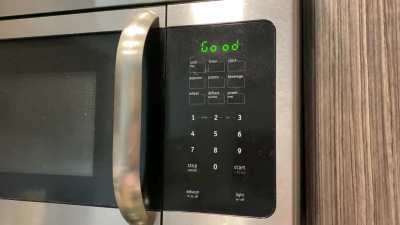 Anyone else have an overly dramatic microwave?