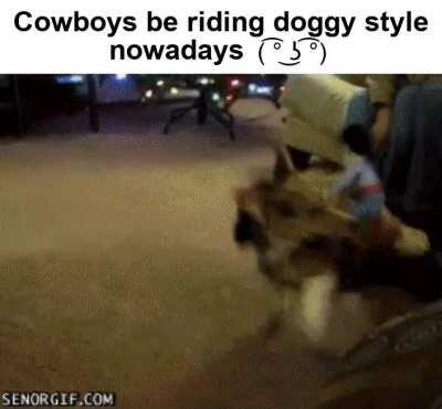 Doggy style (͡ ͡° ͜ つ ͡͡°)