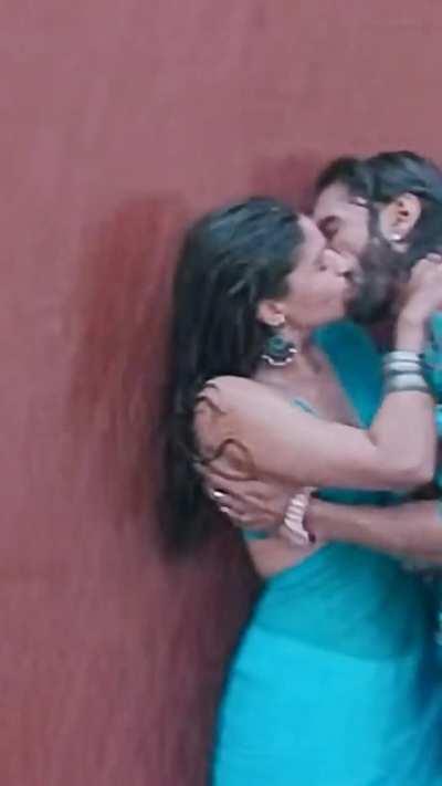 Alia Bhatt Romantic And Xxx - ðŸ”¥ Alia Bhatt All Hot kiss Scenes in Rocky Aur Rani Kii Pr...