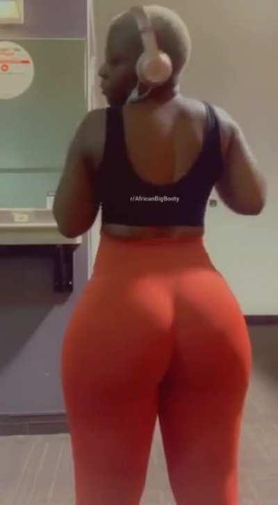 AfricanBigBooty - Video #1019