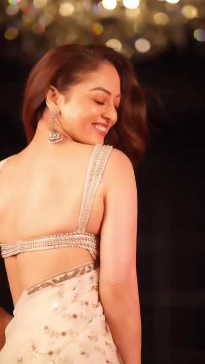 Sandeepa dhar 